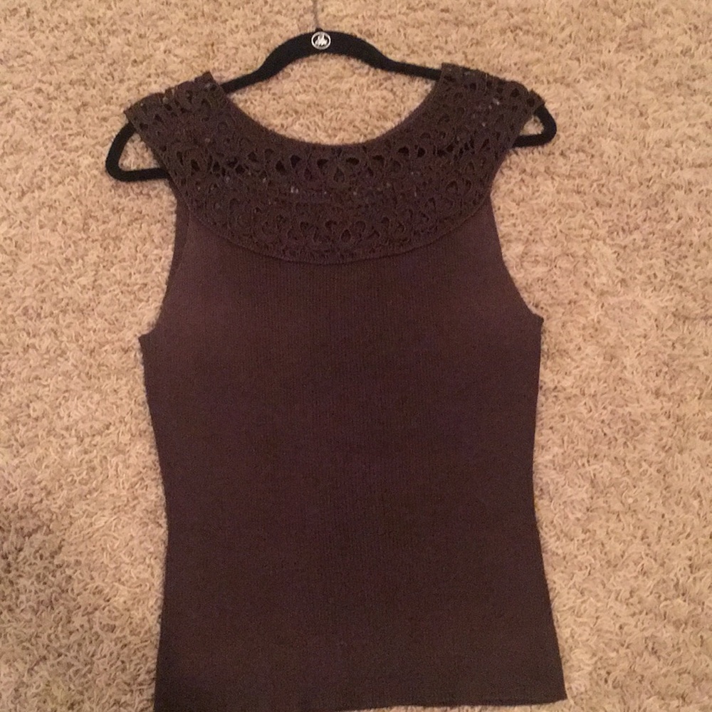 Ann Taylor sleeveless top
